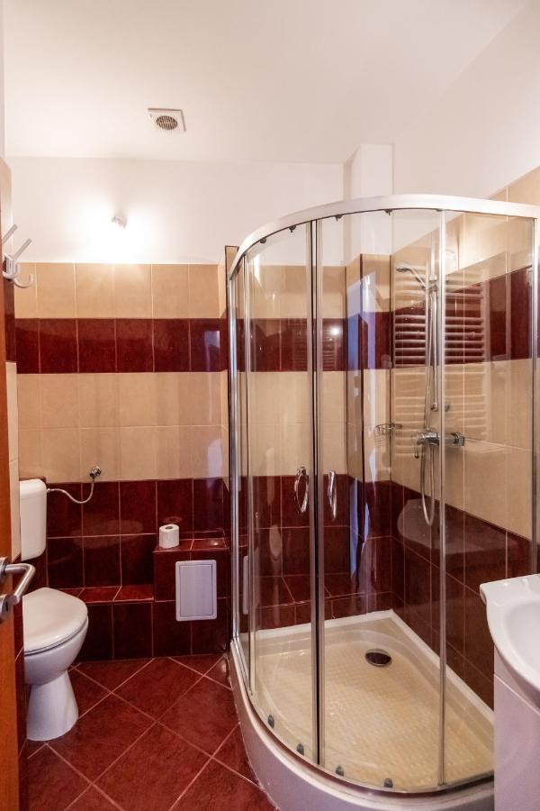Fenyes Vinorium Bed and Breakfast Sopron Exteriör bild